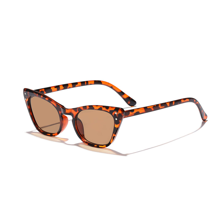 Ladies Cat-Eye Sunglasses with Mirrored Lenses and Stylish Frame Bowlift