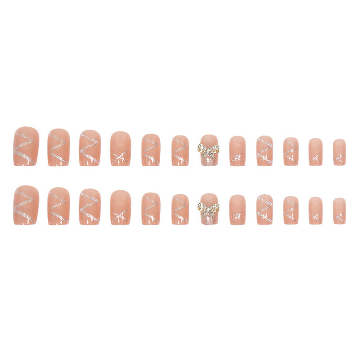 Crystal-Embellished Press-On Nail Set Bowlift