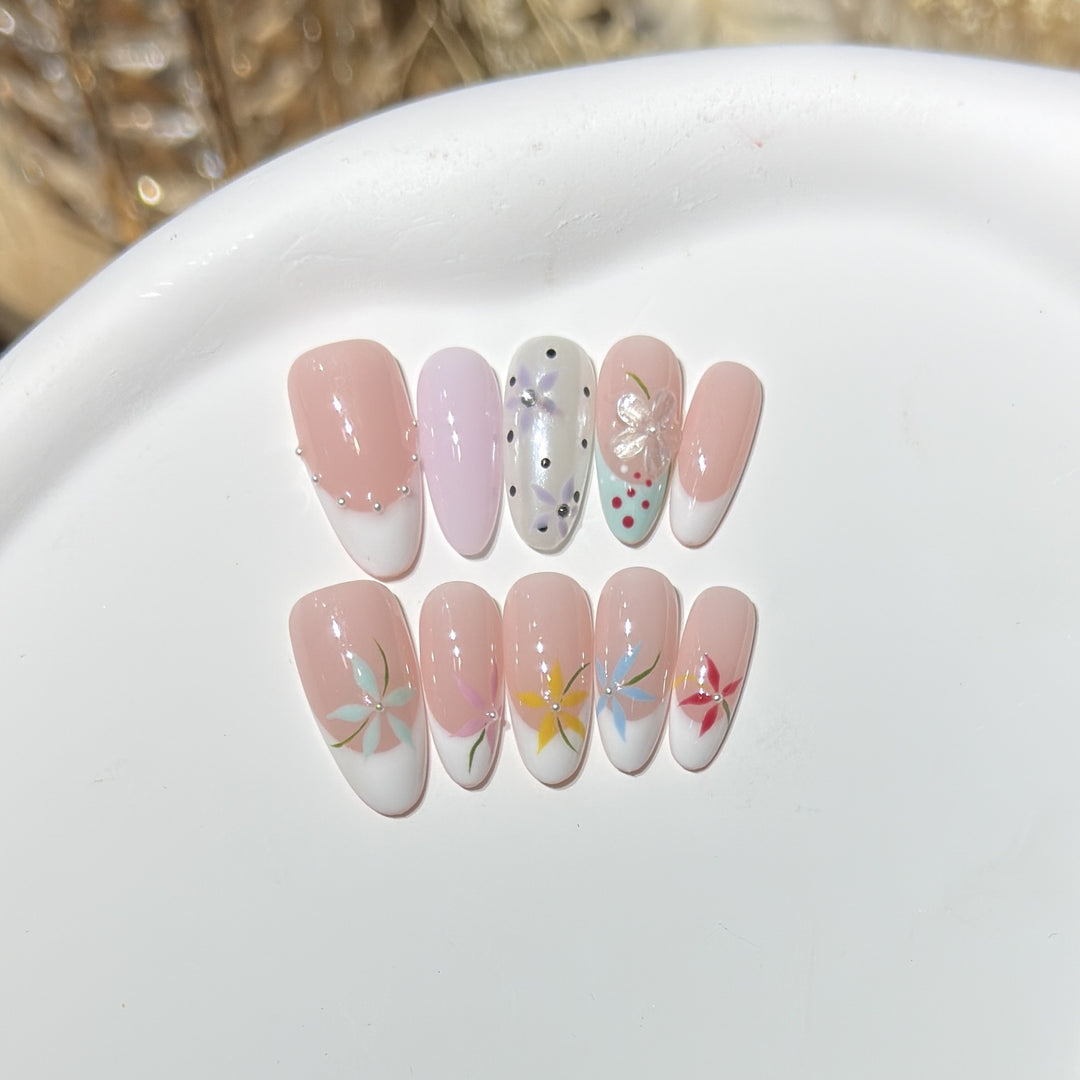 Artistic Nail Design Kit