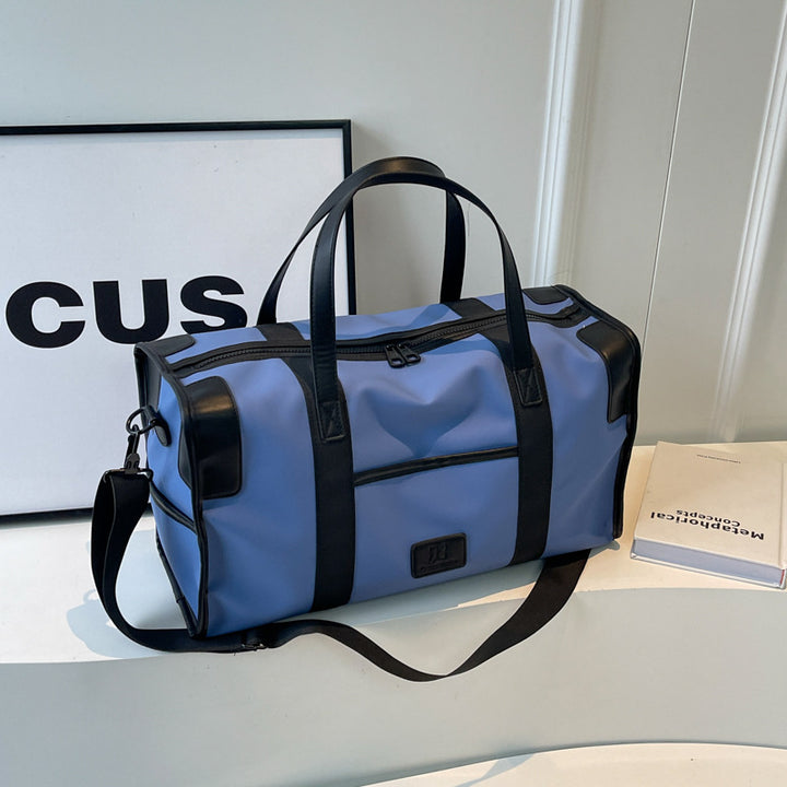 Fashionable sport and travel bag Bowlift