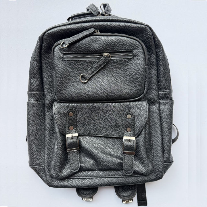 Stylish backpack with multiple compartments Bowlift
