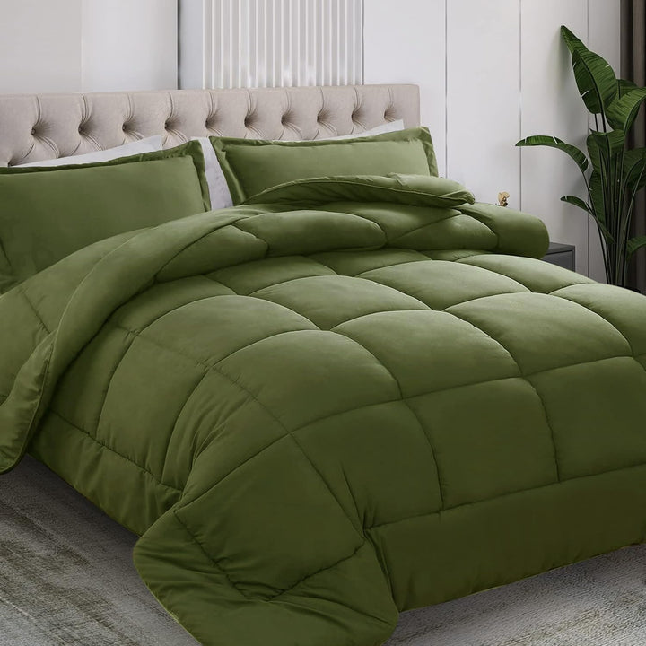 Luxurious Ultra-Soft Insulated Comforter Bowlift