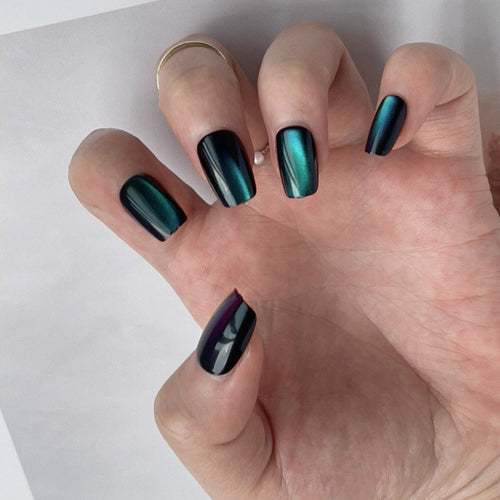 Stylish Iridescent Press-On Nail Set Bowlift