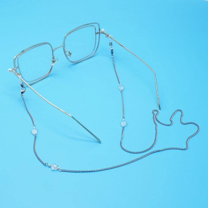 Stylish Eyewear Retainer Chain with Decorative Accents Bowlift