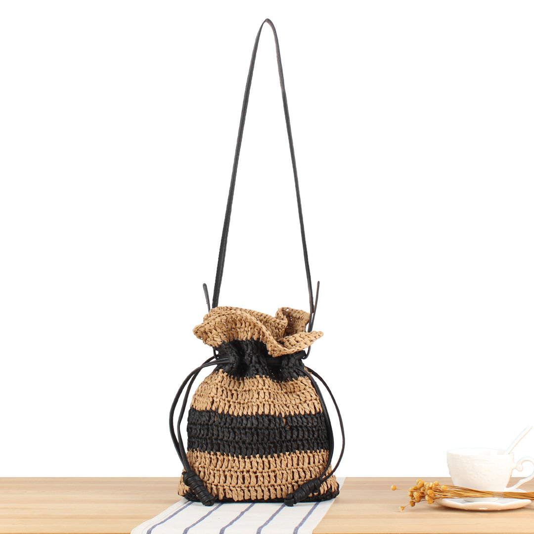 Braided crossbody bag with drawstring closure Bowlift
