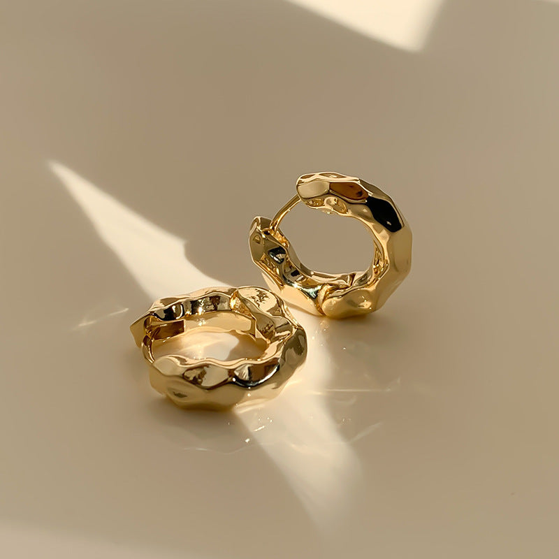 Wavy hoop earrings Bowlift