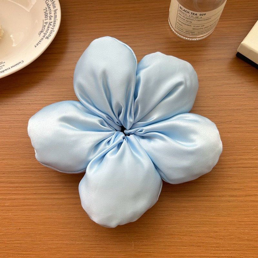 Flower-Shaped Hair Scrunchie Bowlift
