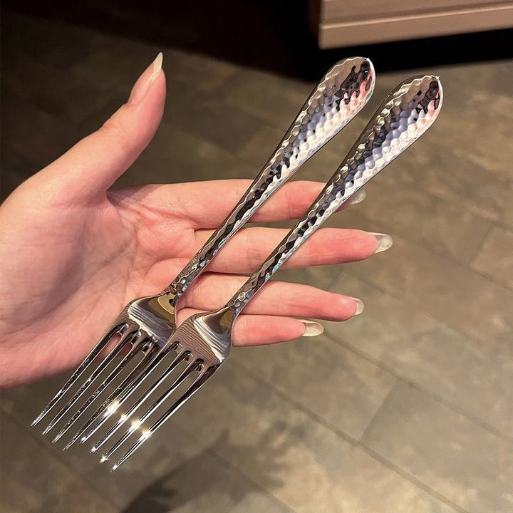 High-quality and stylish dessert fork Bowlift