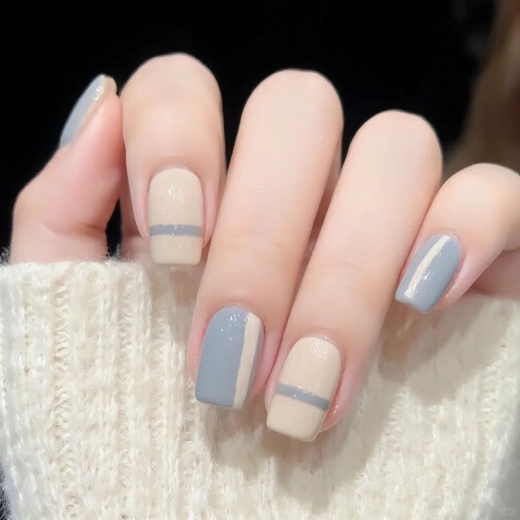 Artificial nails with modern geometric design and stylish gradient Bowlift
