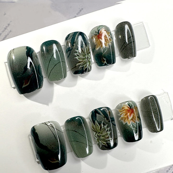 Artistic Floral Design Press-On Nails Bowlift