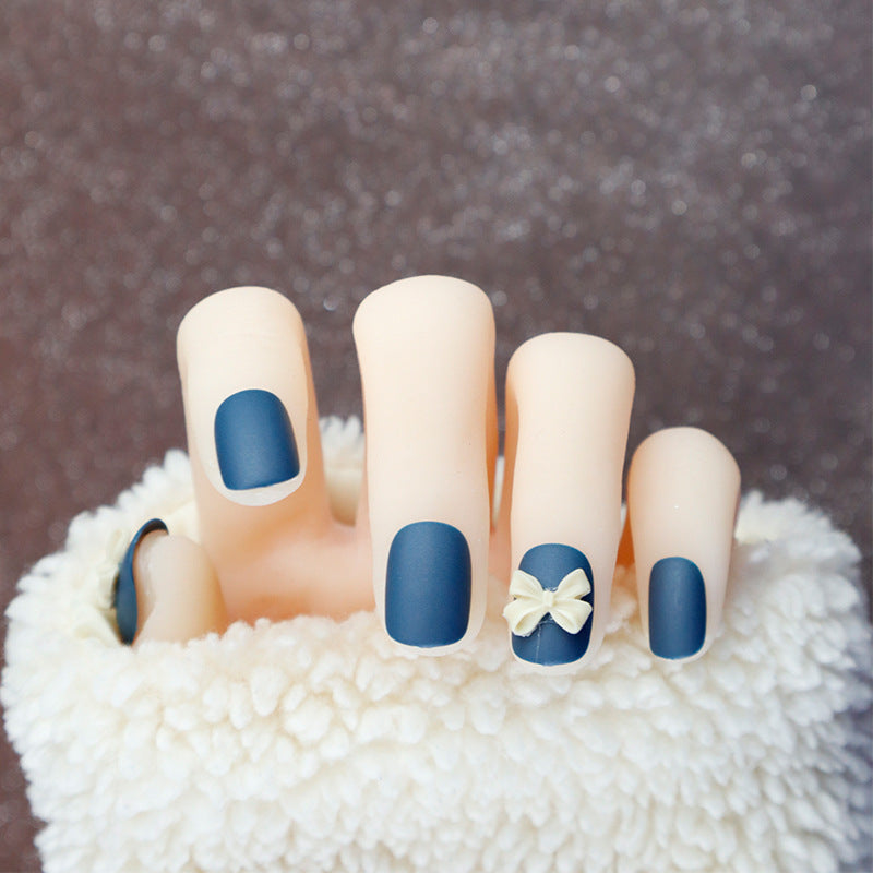 Stylish Decorative Press-On Nail Set Bowlift