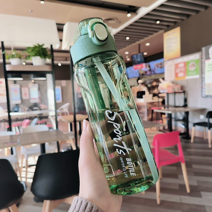Women’s sporty water bottle with innovative closure Bowlift