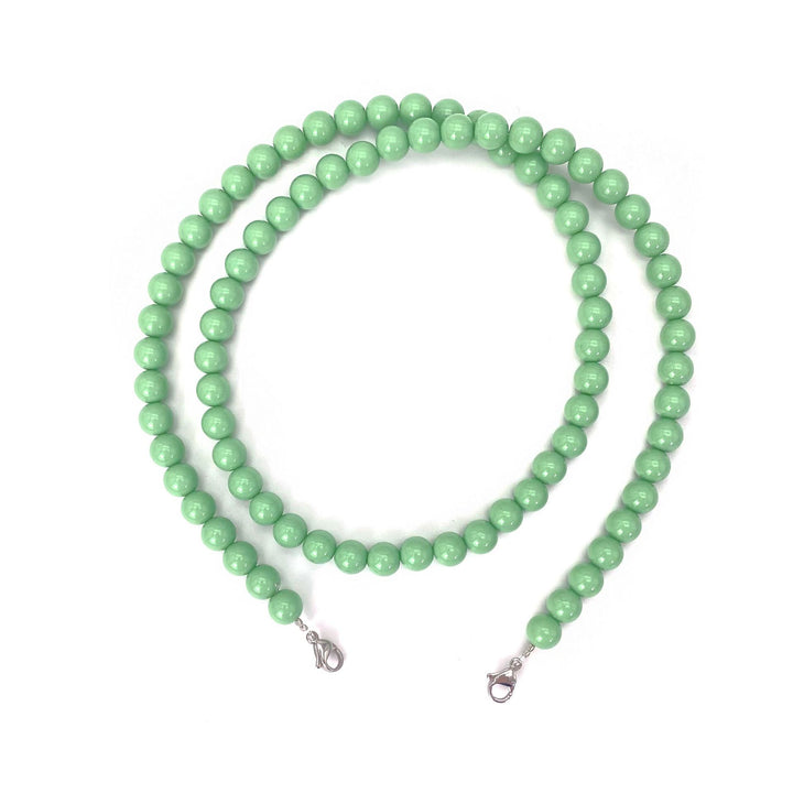 Chic Beaded Eyewear Chain Bowlift