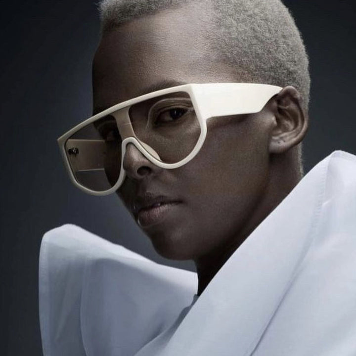 Women’s fashion sunglasses with extraterrestrial design Bowlift