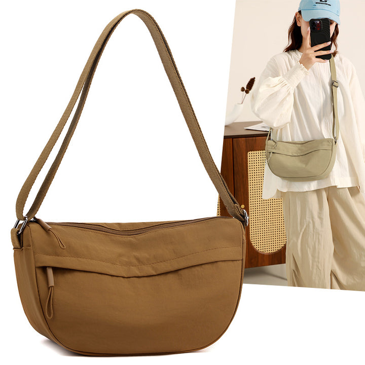 Shoulder bag with versatile compartments Bowlift
