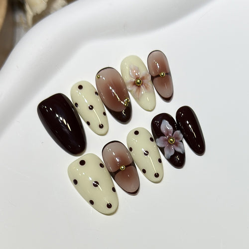 Artistic Floral Pattern Press-On Nails