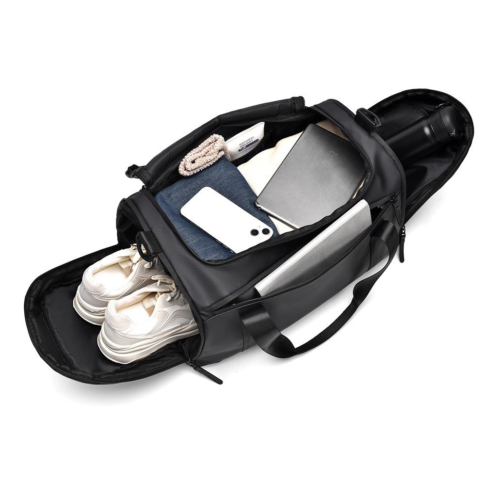 Everyday travel bag with spacious main compartment and innovative organization Bowlift