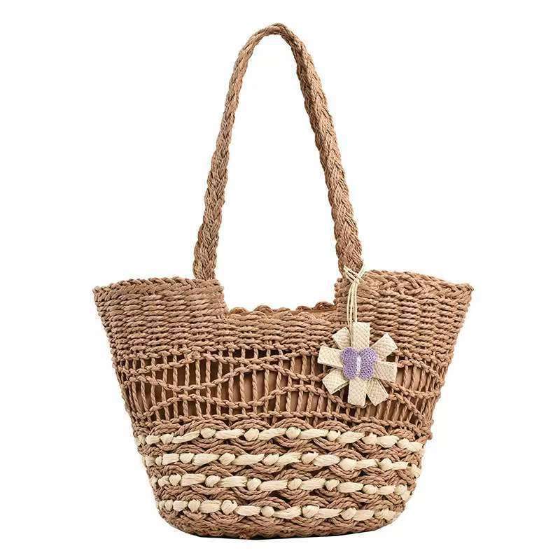 Handcrafted wicker basket Bowlift