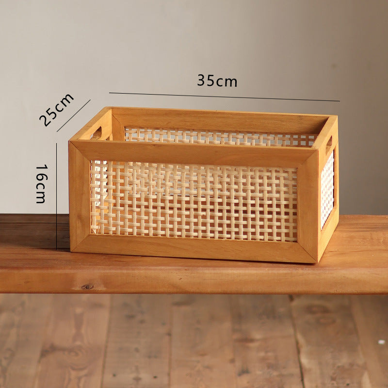 Practical storage basket Bowlift