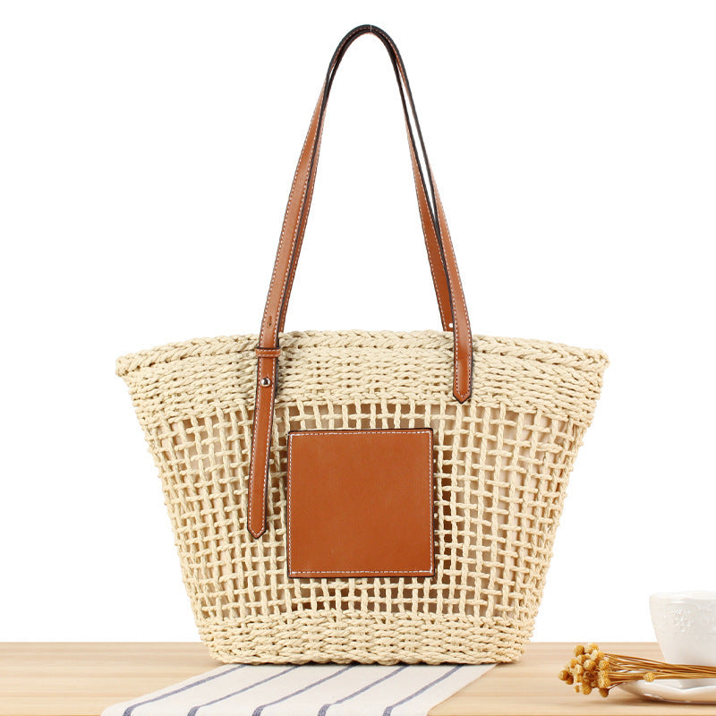 Braided bast bag with leather application Bowlift
