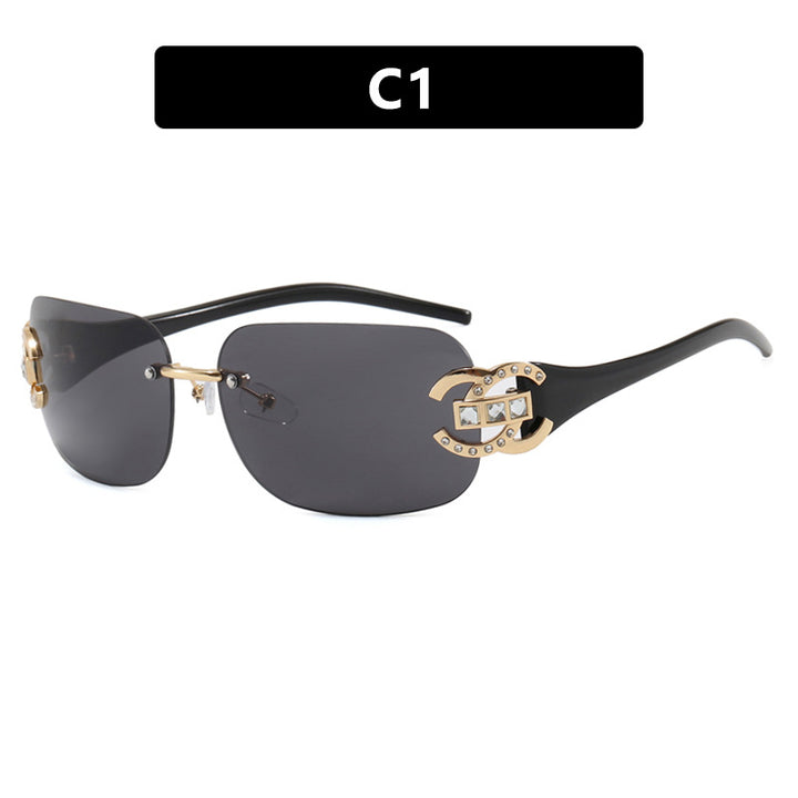 Women's fashionable sunglasses with luxurious geometric frame and protective UV filter Bowlift