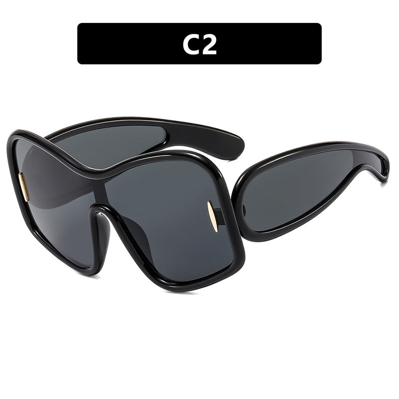 Women’s futuristic sunglasses with extra wide design and protective UV filter Bowlift