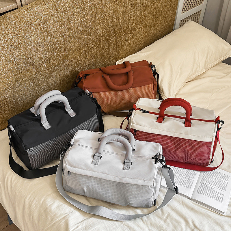 Durable sports and travel bag Bowlift