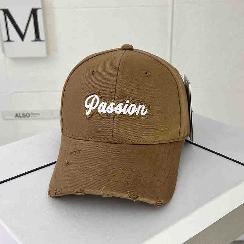 Women's Distressed Casual Cap Bowlift