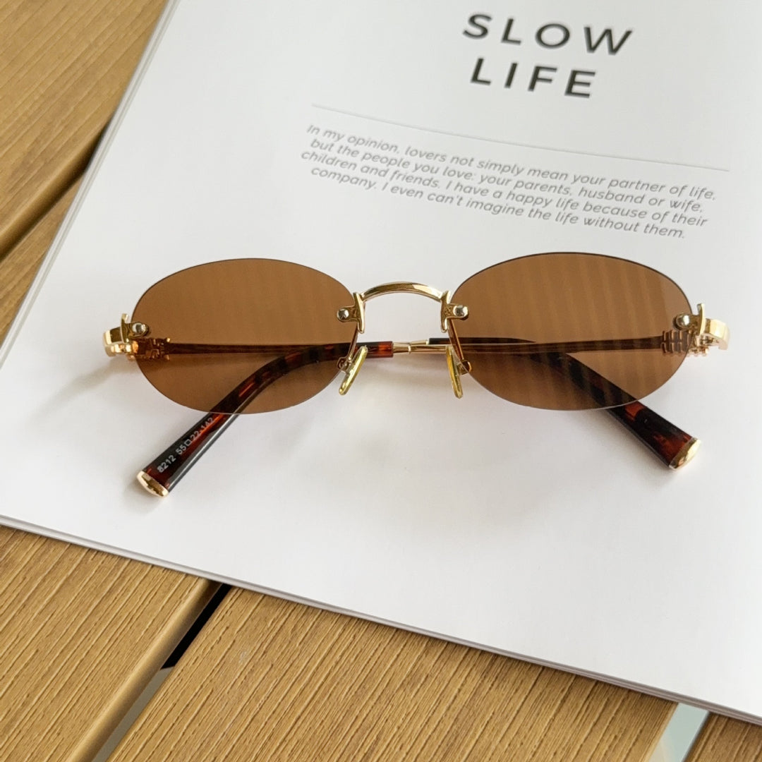 Chic Cat-Eye Frame Glasses Bowlift