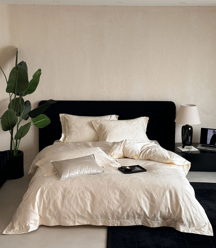 Satin Bedding Set Bowlift