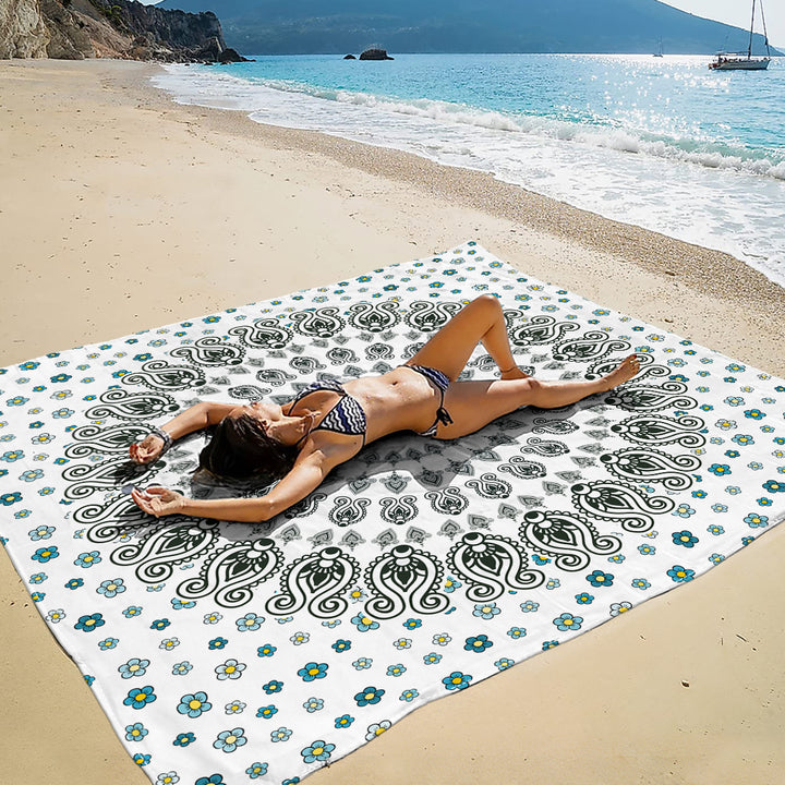 Mandala Design Beach Mat Bowlift