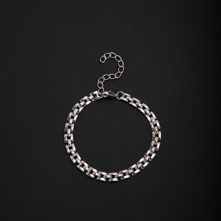Elegant Geometric Link Bracelet Bowlift