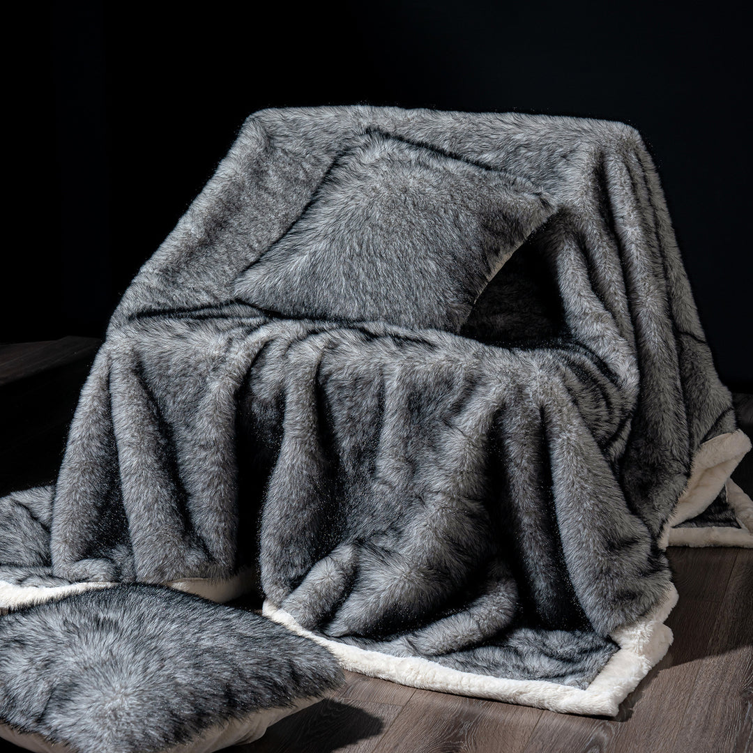 Luxurious Faux Fur Throw Blanket Bowlift 1787118668