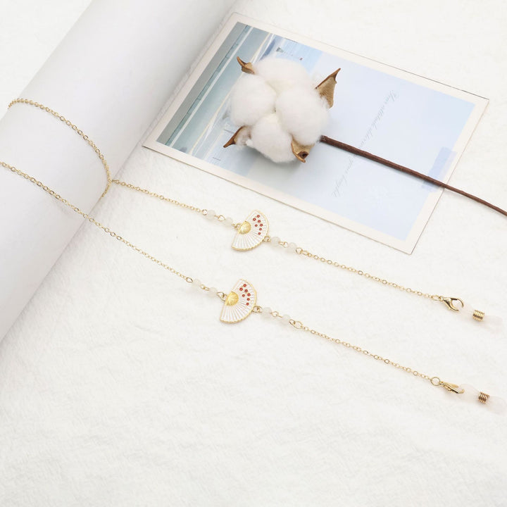 Stylish Eyewear Chain Bowlift