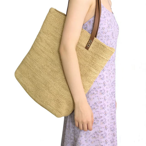 Handbag Made of Sustainably Woven Natural Material with Elegant Leather Handles Bowlift