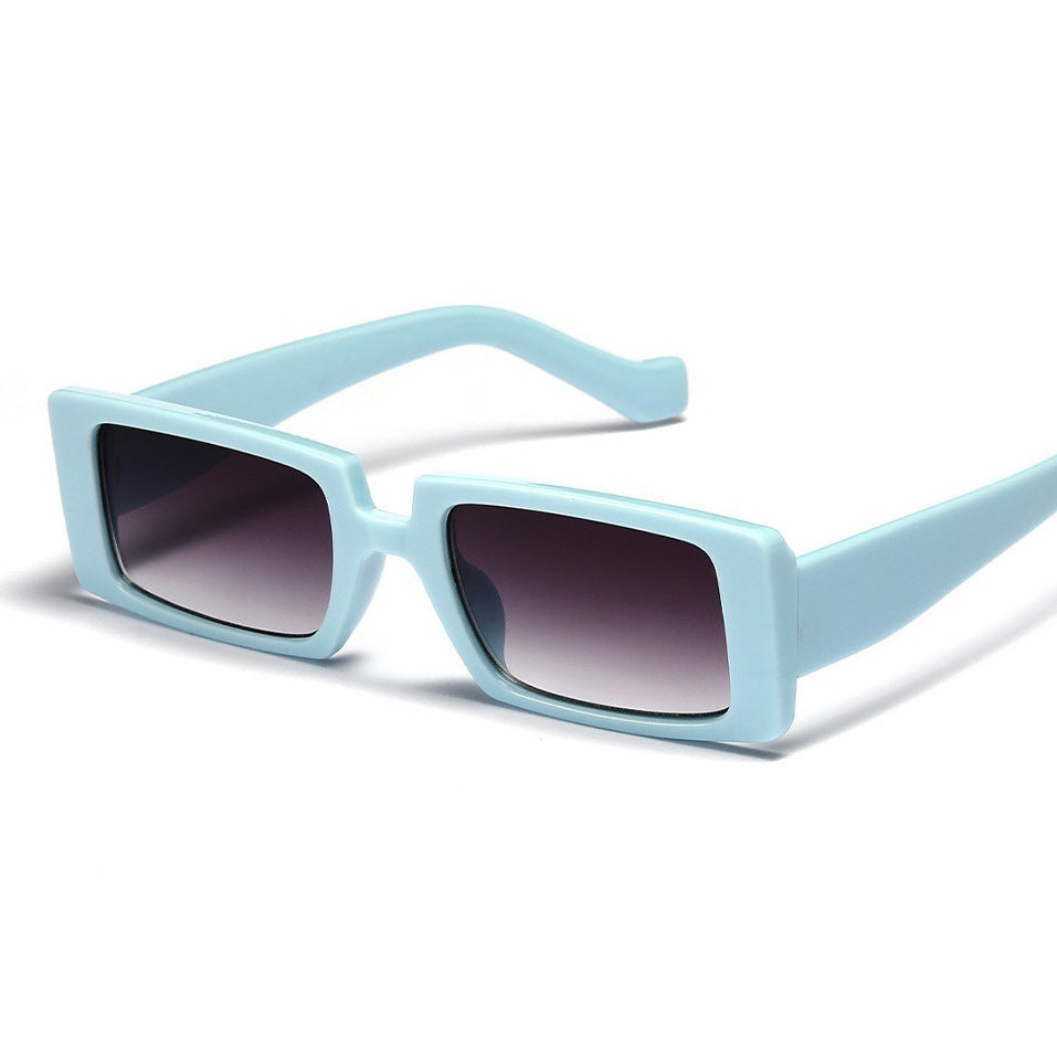 Women oversized sunglasses with fashionable frame Bowlift