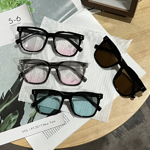 Stylish Oversized Cat-Eye Glasses Bowlift