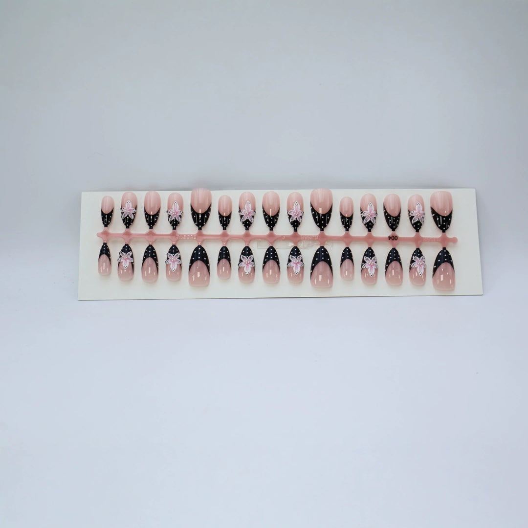 Artistic Press-On Nail Set with Floral Design Bowlift