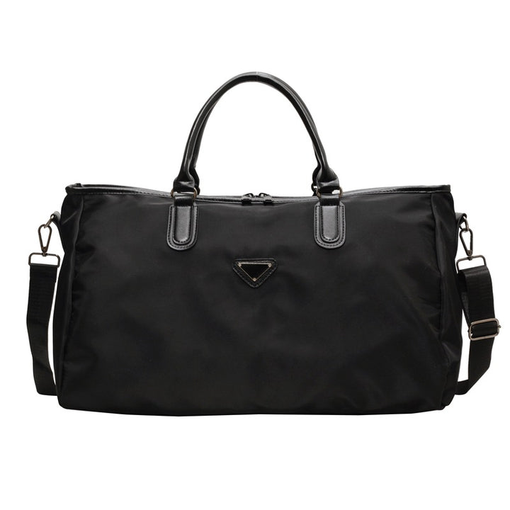 Practical sports and travel bag with versatile compartments Bowlift