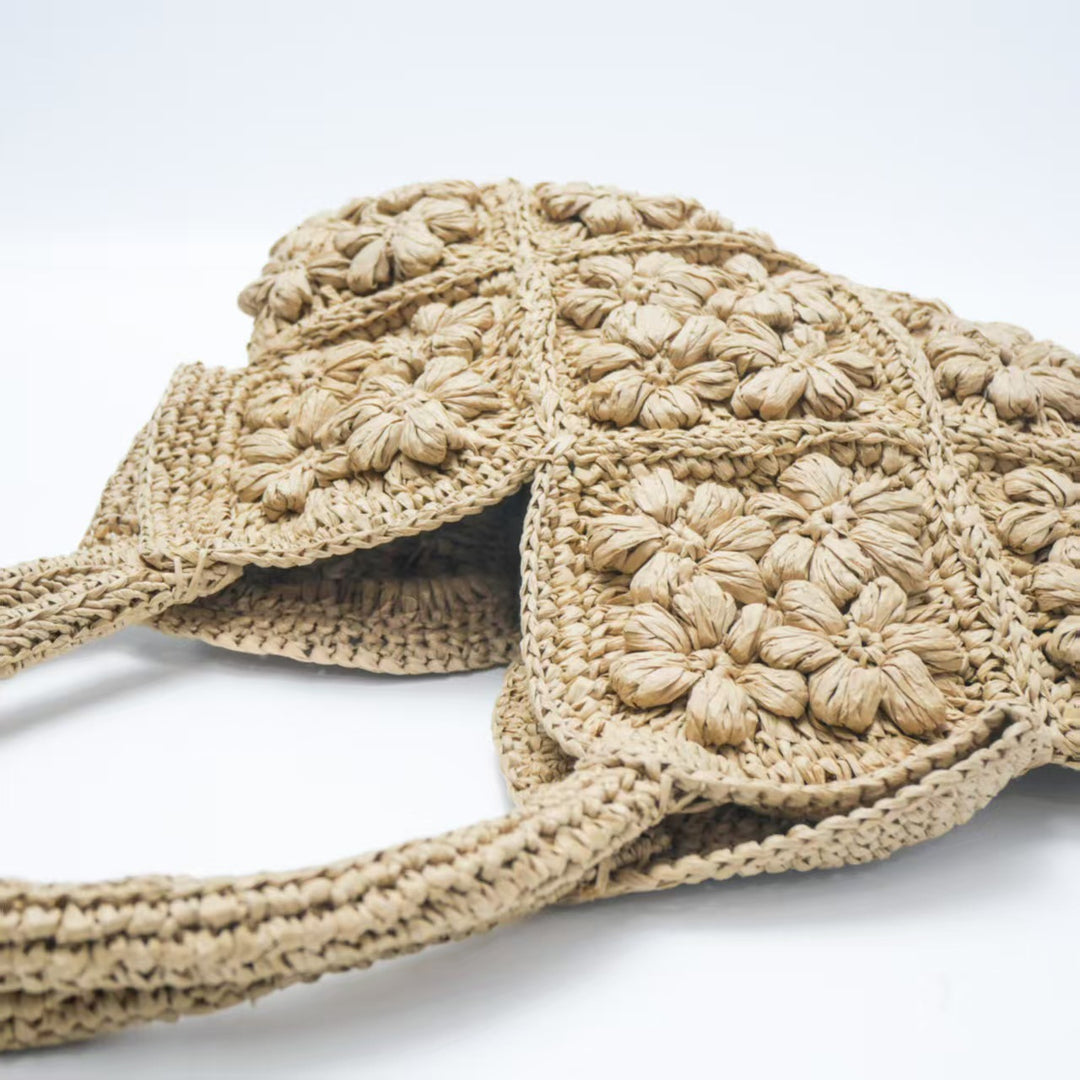 Handmade bag with floral motifs Bowlift