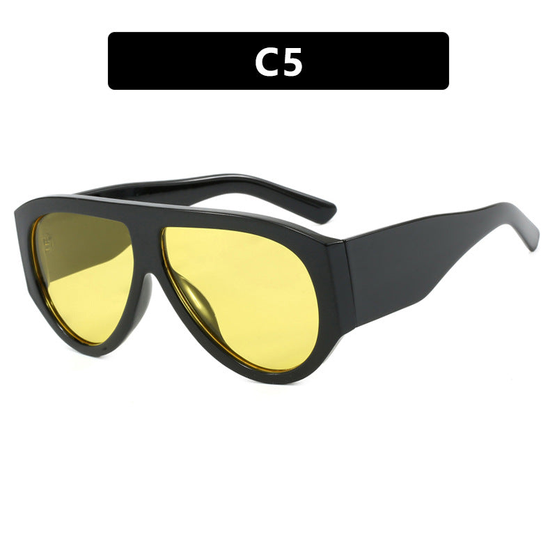 Ladies fashionable sunglasses in modern design with wide frame Bowlift