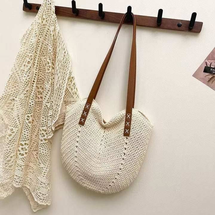 Handcrafted Bag Made of Natural Material Bowlift