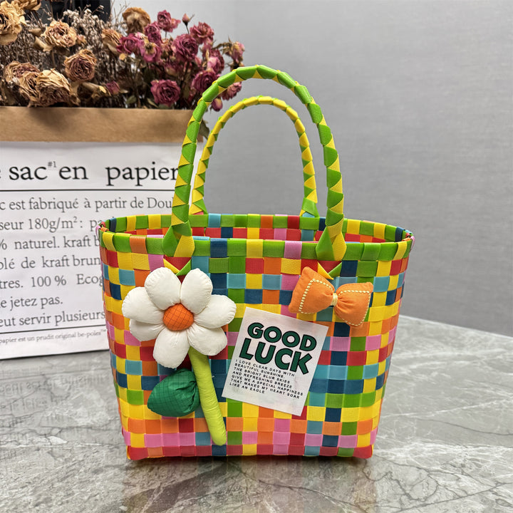 Charming and playful handbag Bowlift