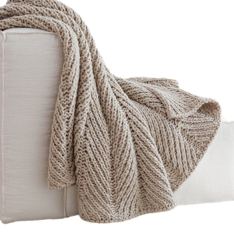Cozy Chunky Knit Blanket