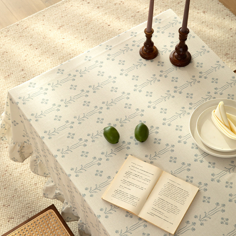 Rectangular cotton blend tablecloth with ruffle and fine jacquard pattern Bowlift