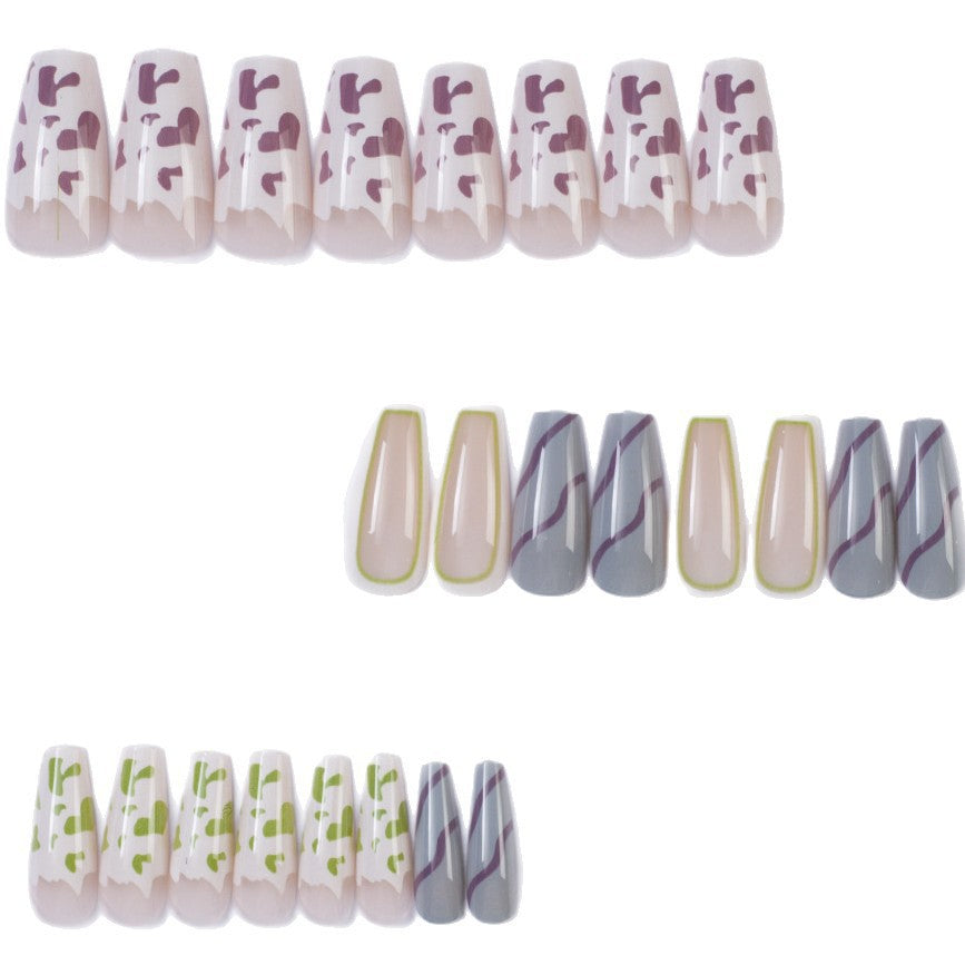 Artificial nails in modern design with geometric patterns Bowlift
