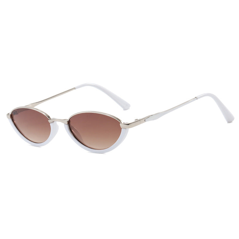 Women's fashionable Cat-Eye sunglasses with two-tone frame and UV protection Bowlift
