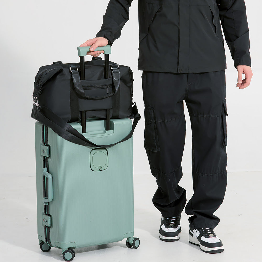 Versatile Gym and Travel Duffel Bag Bowlift