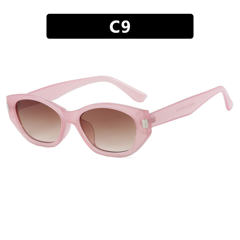 Ladies fashionable cat-eye sunglasses with elegant lenses Bowlift