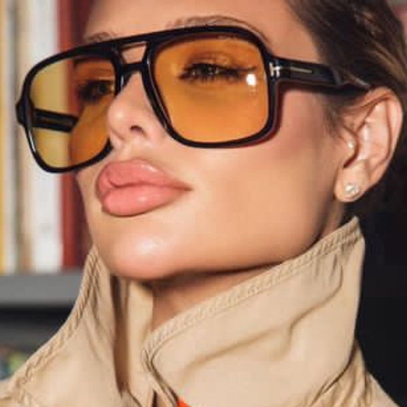 Women's stylish sunglasses in distinctive rectangular design Bowlift